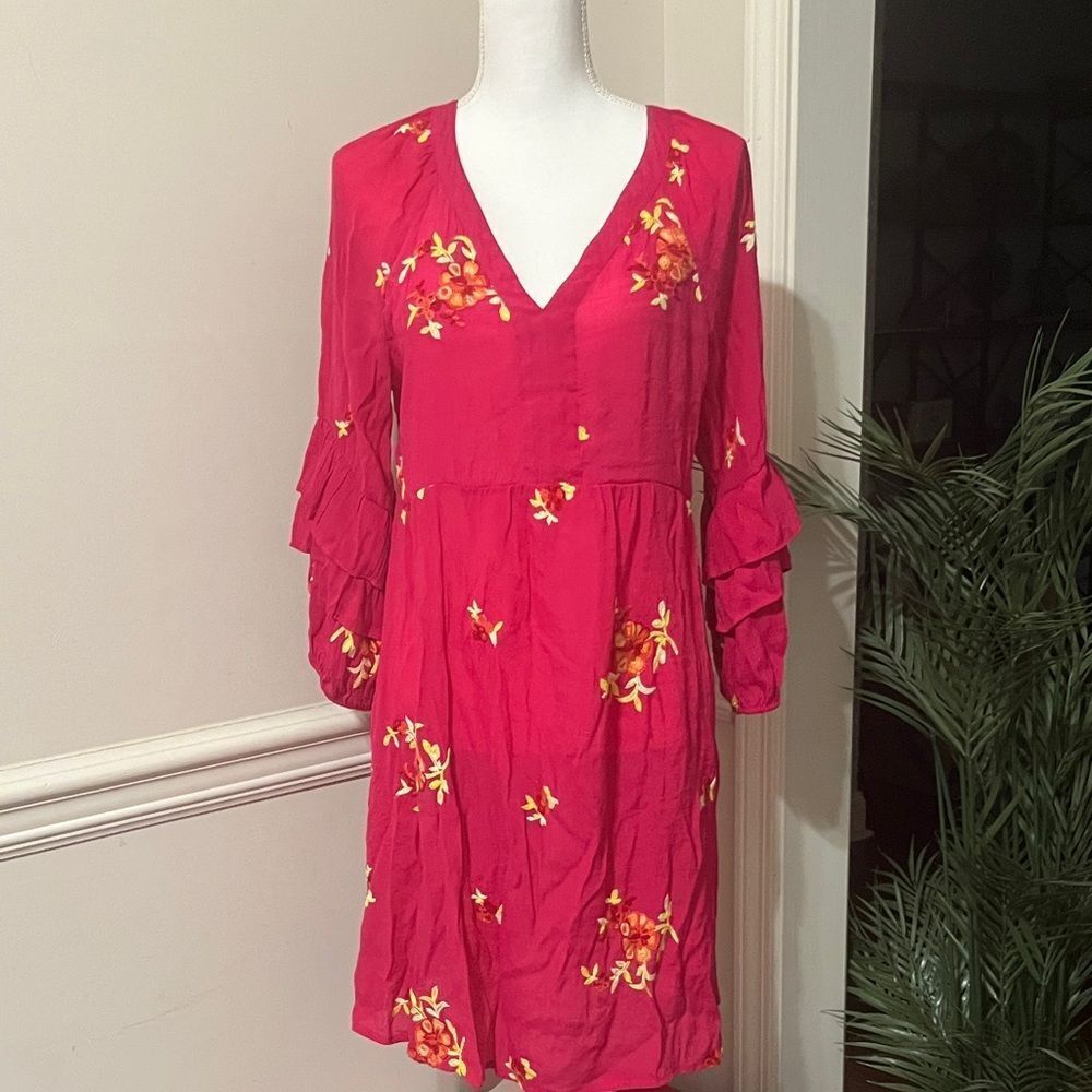 NWOT Fig and Flower Embroidered Floral Dress 2 piece set size M Medium 8 10